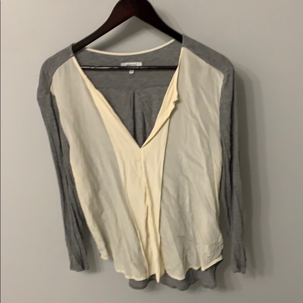 💕2 for $15💕Babaton cotton and silk blouse Size M